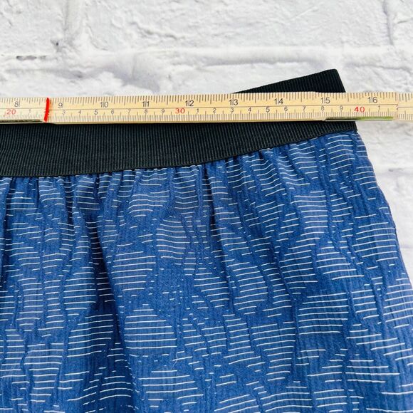 Ann Taylor Floral A-Line Mini Skirt w/ Exposed Zipper‎ Size 6 Dark Blue Stretch - Picture 6 of 8